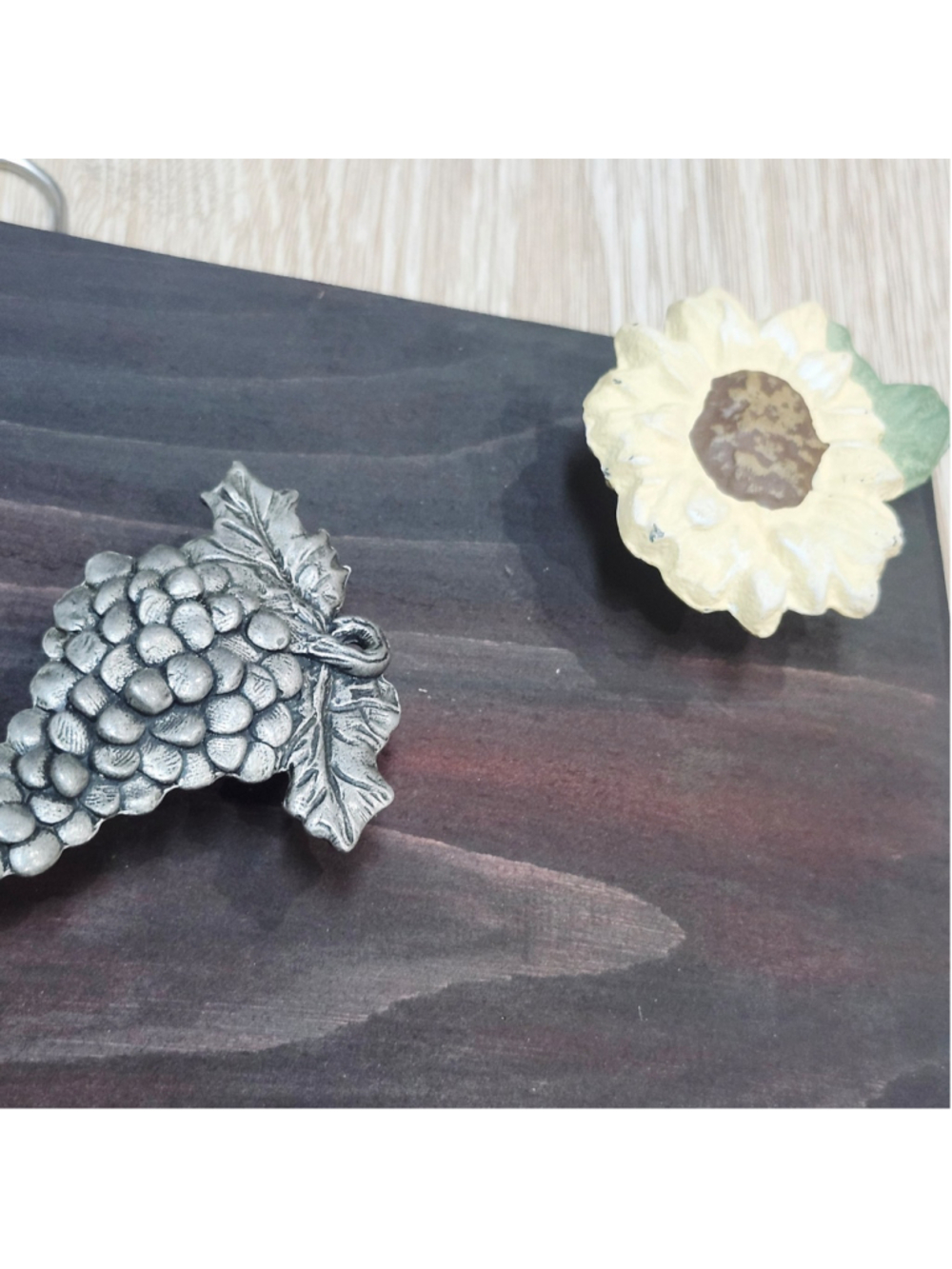 Farmhouse Decor Piggy Hanging Knob Shelf Pair Handmade Home flowers grapes - Picture 7 of 10